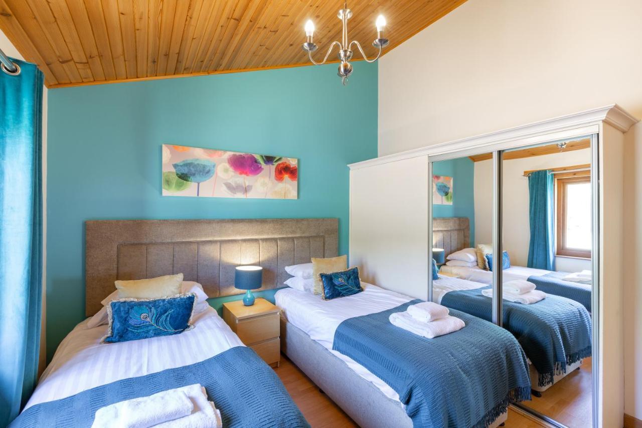Douglas Fir Lodge With Hot Tub Cupar Ngoại thất bức ảnh