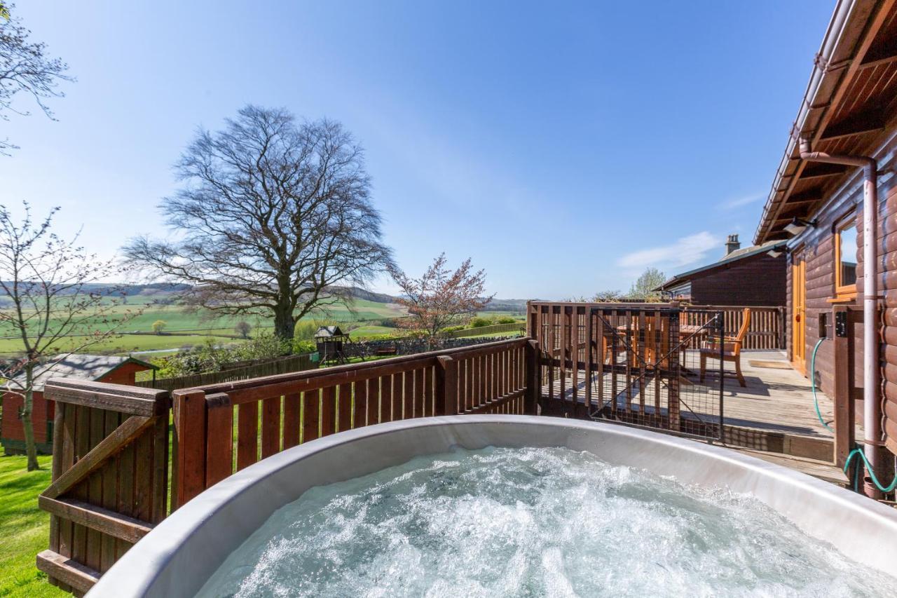 Douglas Fir Lodge With Hot Tub Cupar Ngoại thất bức ảnh
